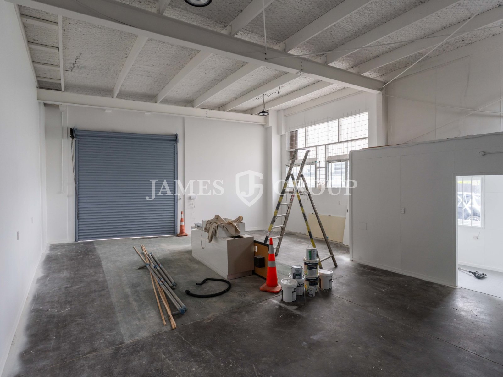 Freshly Refurbished 90m² Takanini Industrial