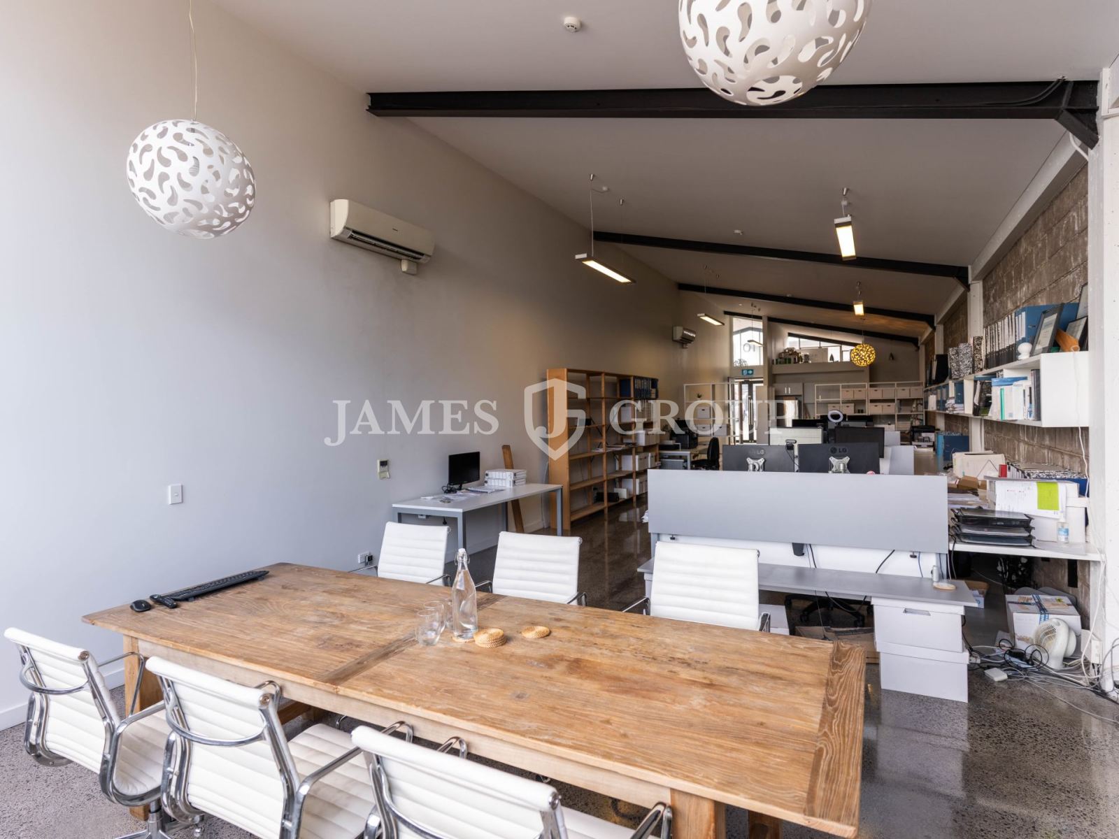 Sought-after City Fringe Space With Parking