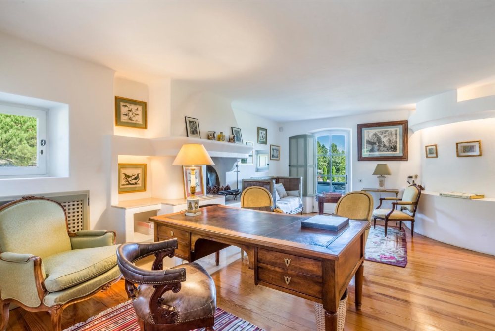 Photographs of Bastide des Millefleurs villa in Provence - Image 24 of 46