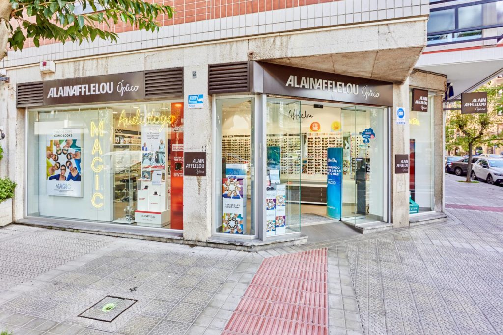 Tienda Óptico C.C SESTAO  locales 12 y 13 - CTRA. BARAKALDO. (POL. IND. IBARZAHARRA) 48910 SESTAO