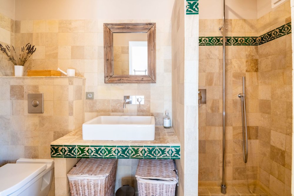 Photographs of Mas de la Sérénité villa in Provence - Image 35 of 39