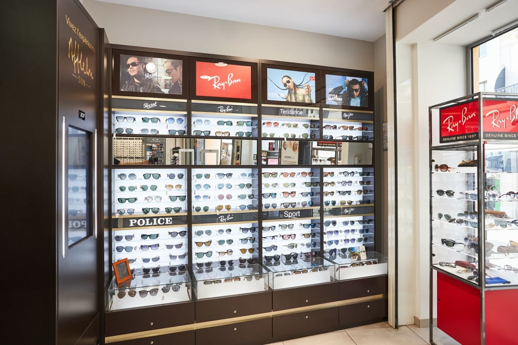 Magasin Opticien 1 avenue Gambetta 83400 HYÈRES intérieur