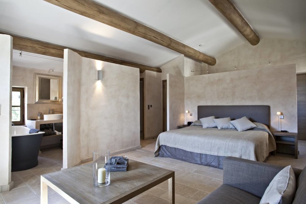 Photographs of Bastide du Calavon villa in Provence - Image 41 of 57