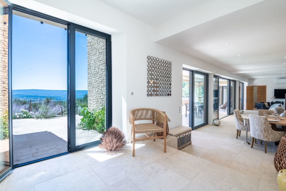 Photographs of Mas La Vue Royale villa in Provence - Image 11 of 45