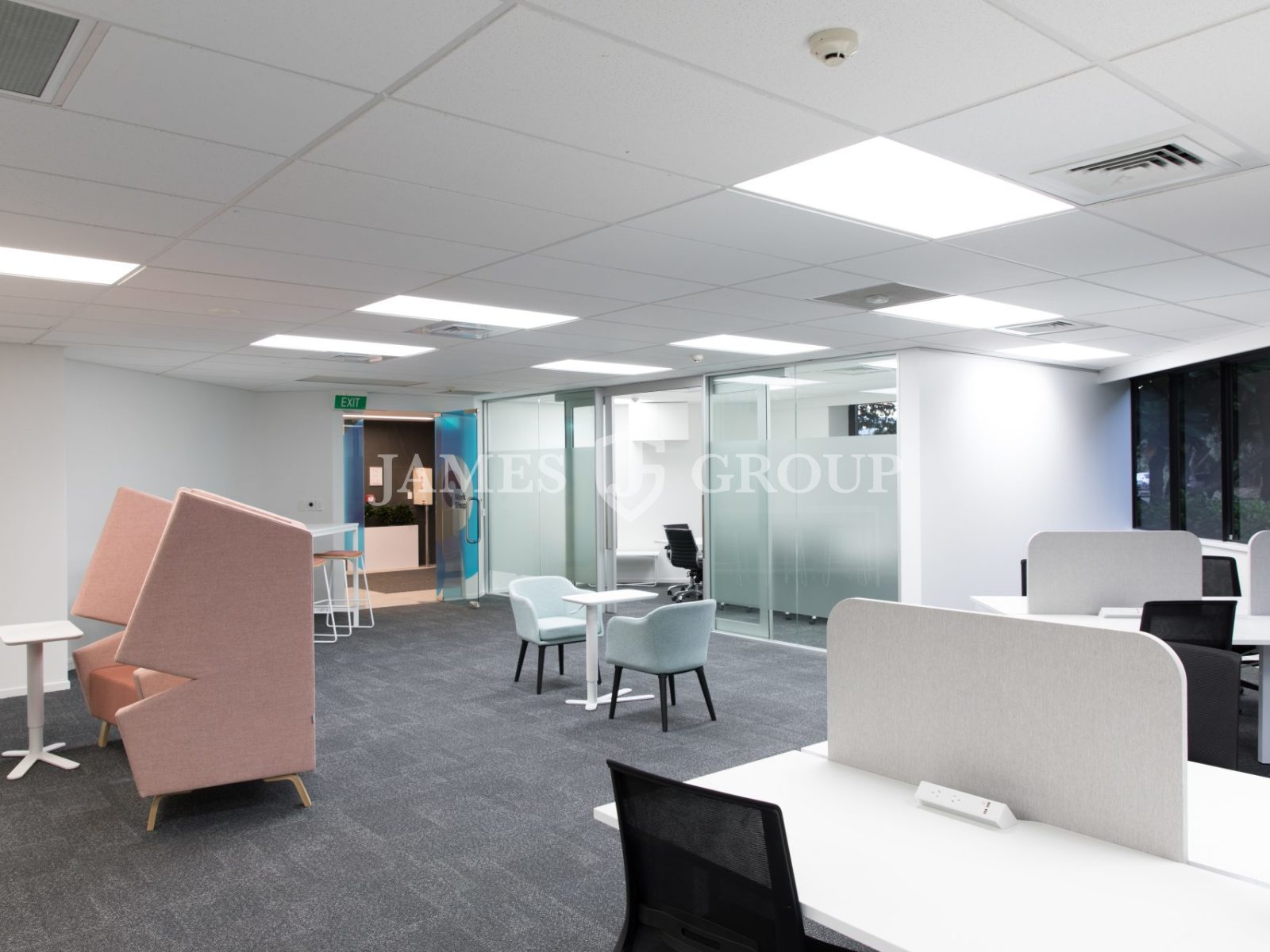 Expansive 430m² Office On Great South Road