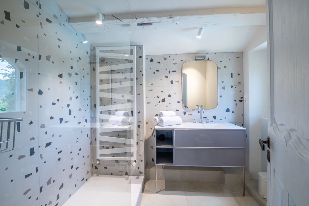 Photographs of Mas Contemplation villa in Provence - Image 37 of 52