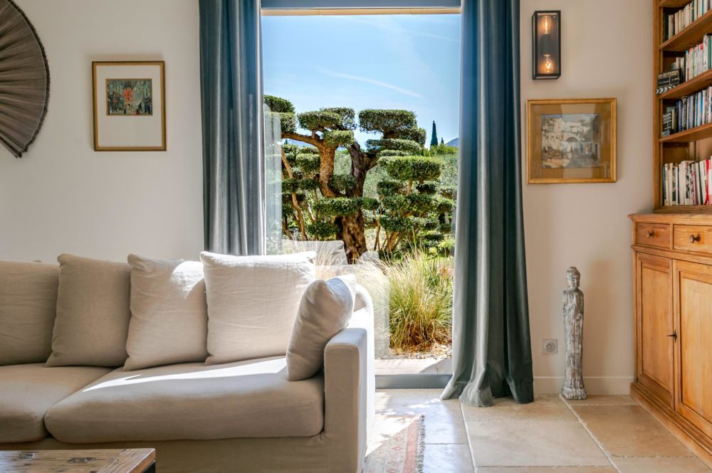 Photographs of Villa Crépuscule villa in Provence - Image 8 of 43