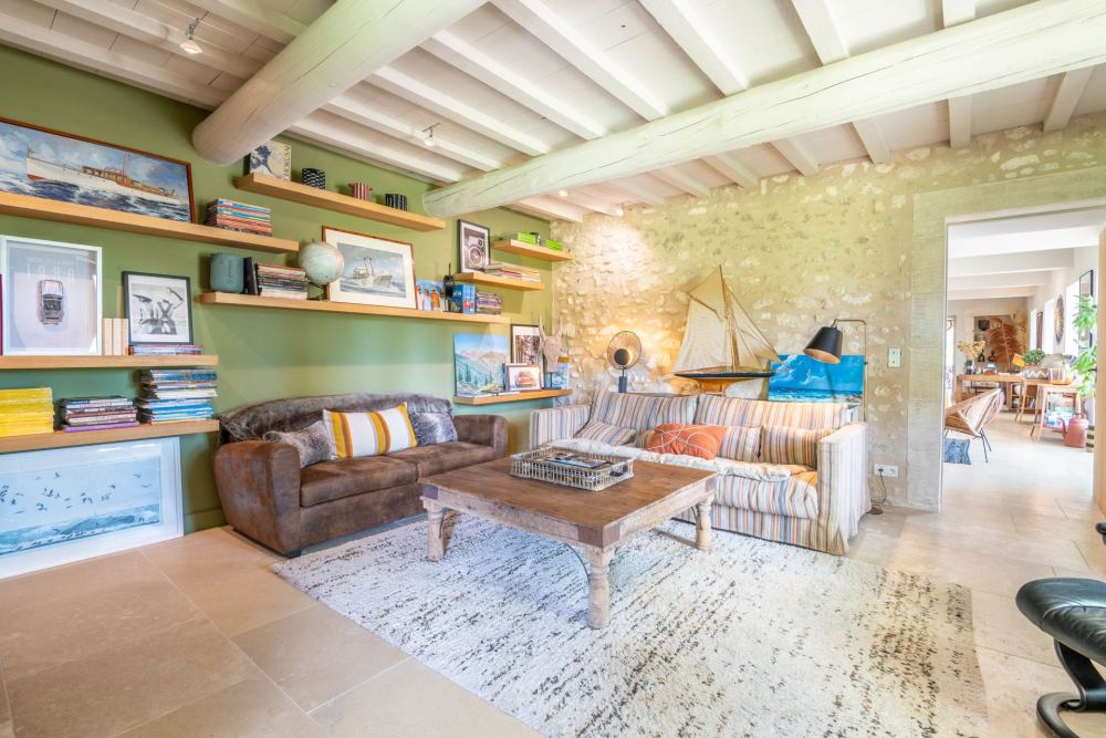 Photographs of Mas Le Nectar villa in Provence - Image 14 of 53