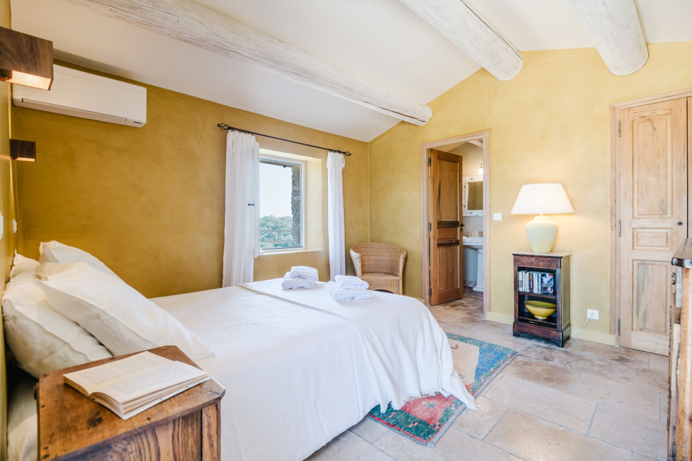 Photographs of Mas Ambre villa in Provence - Image 22 of 51