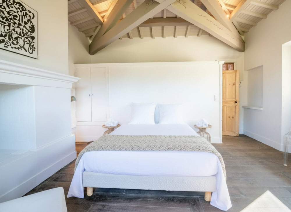 Photographs of Mas du Lac villa in Provence - Image 30 of 56