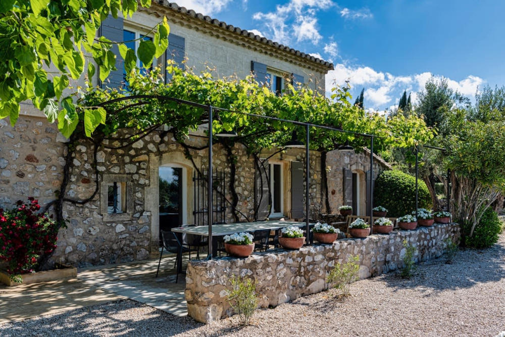 Photographs of Mas du Zephyr villa in Provence - Image 18 of 31