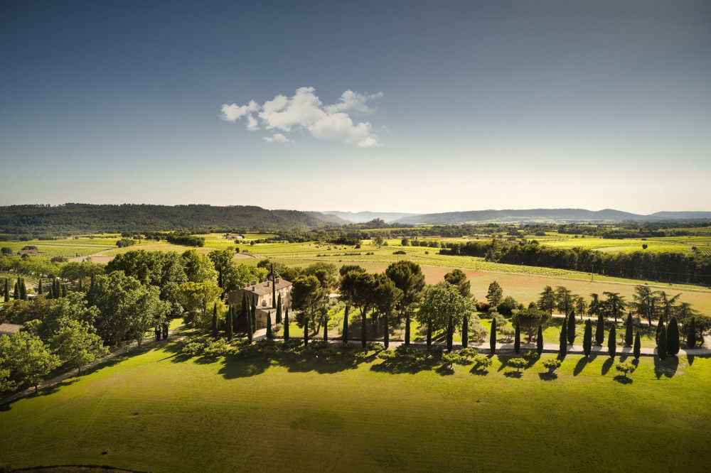 Photographs of Chateau de Sannes villa in Provence - Image 4 of 61