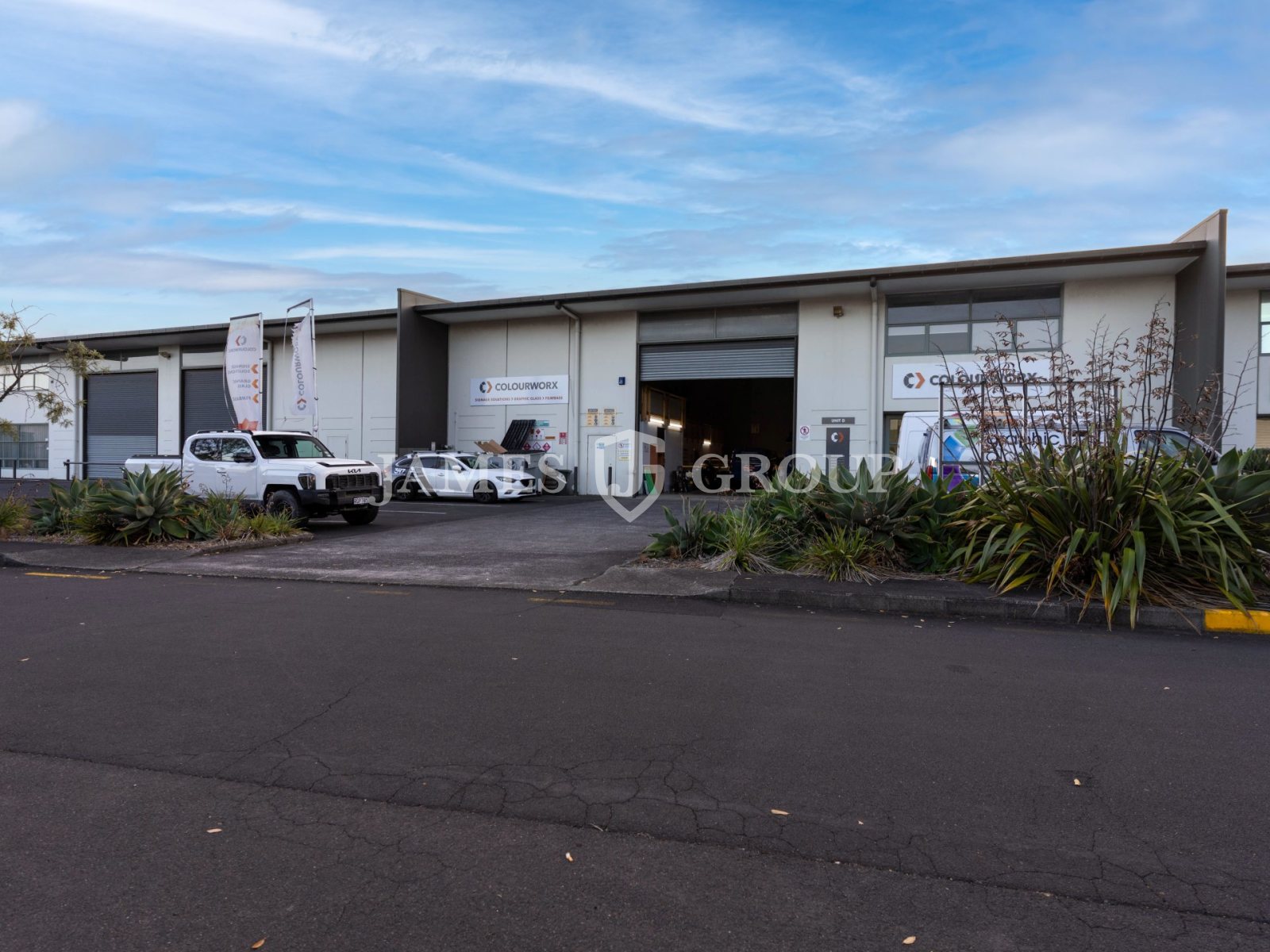 Own A Versatile 635m² Industrial Property | Wiri