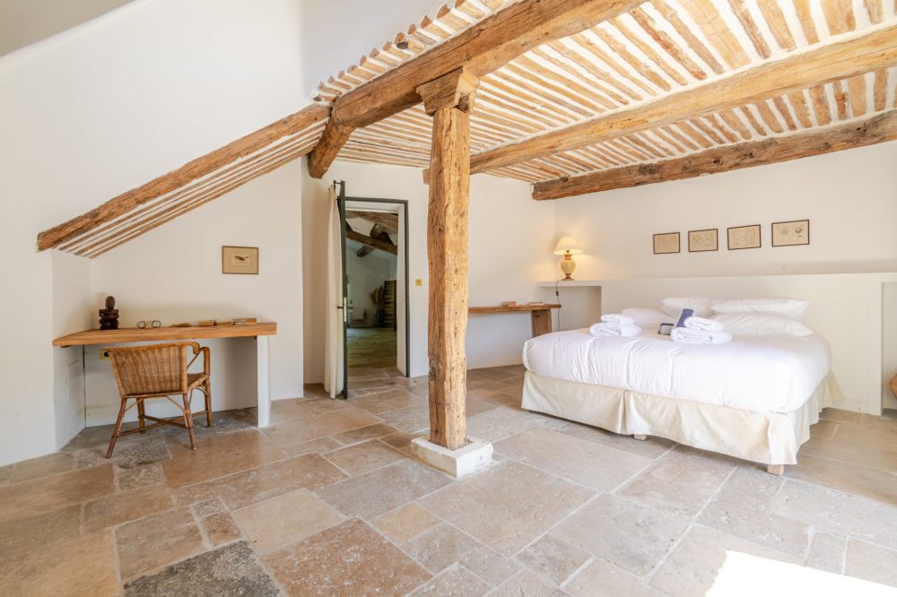 Photographs of Domaine des Saisons villa in Provence - Image 12 of 52