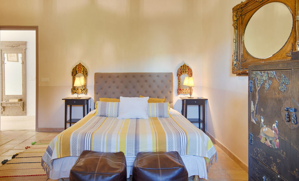 Photographs of Mas de Roquebrune villa in Provence - Image 21 of 32