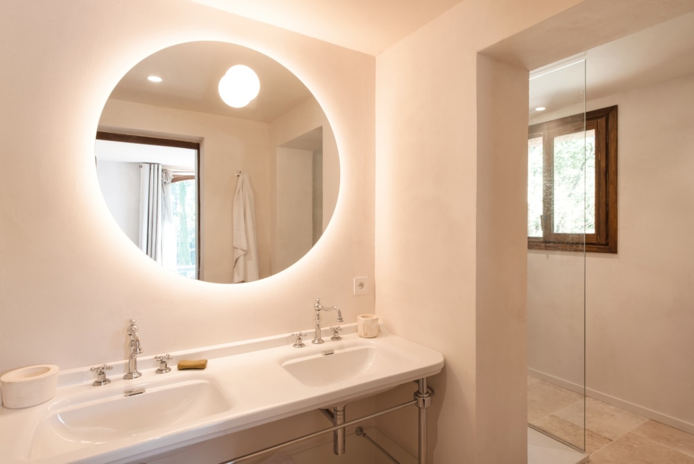 Photographs of New! Mas des Bruyeres villa in Provence - Image 26 of 37