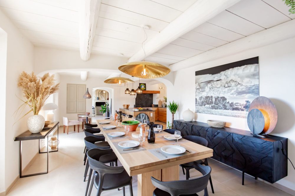 Photographs of Mas du Zephyr villa in Provence - Image 7 of 31
