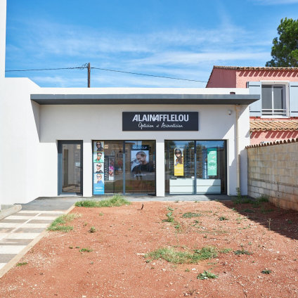 Magasin Opticien 1990 RN 7 83340 LE CANNET-DES-MAURES