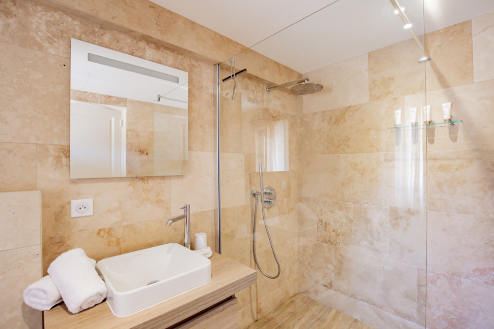 Photographs of Villa Boreale villa in Provence - Image 17 of 31