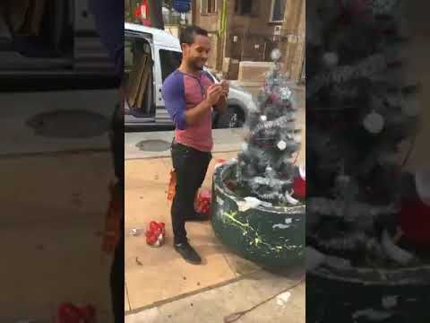 171214 SYM Decorating the Drag