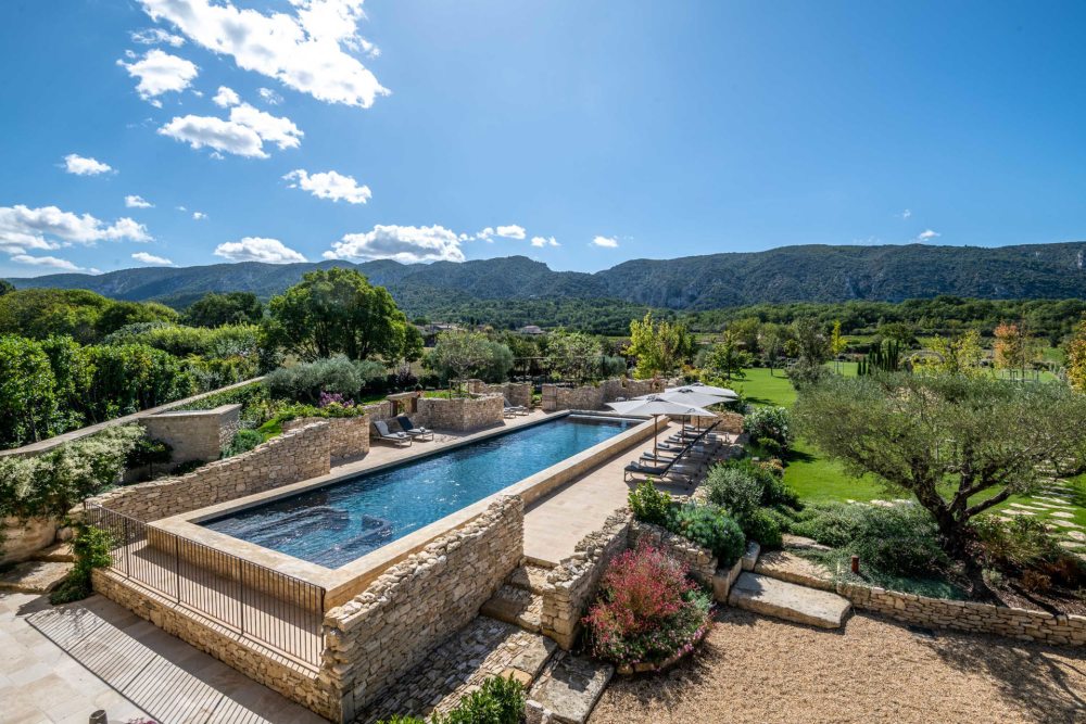 Photographs of Domaine du Lys villa in Provence - Image 41 of 45