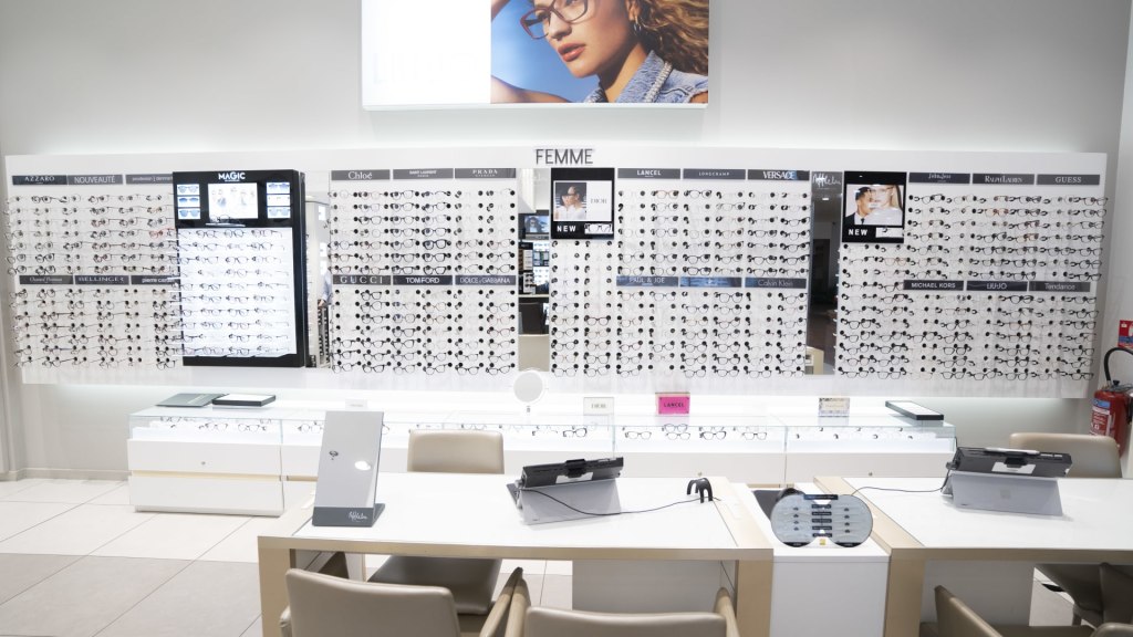 Magasin Opticien C.C. Vélizy 2 - Niveau bas 78140 VÉLIZY-VILLACOUBLAY intérieur