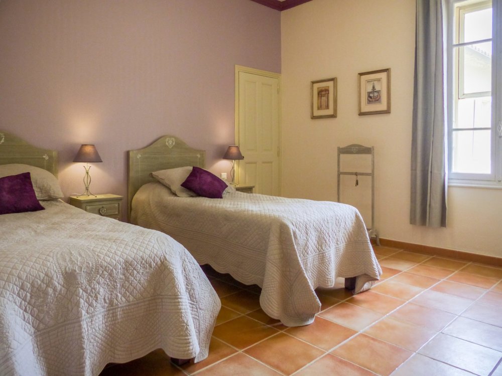 Photographs of Chateau Rhone Provence villa in Provence - Image 26 of 52