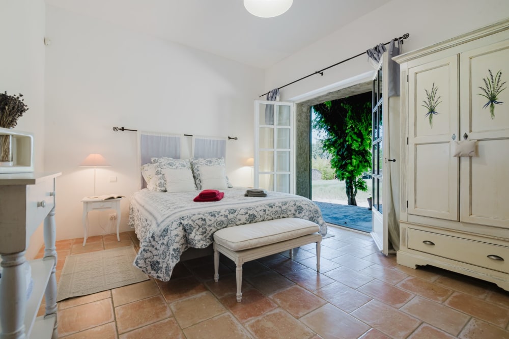 Photographs of Mas du Fournil villa in Provence - Image 37 of 47
