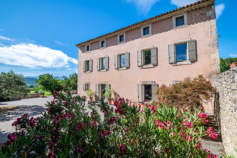 Photographs of Bastide du Baron villa in Provence - Image 49 of 50