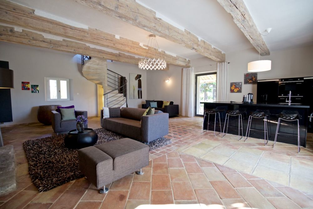 Photographs of Le Mas des Lavandins villa in Provence - Image 16 of 53