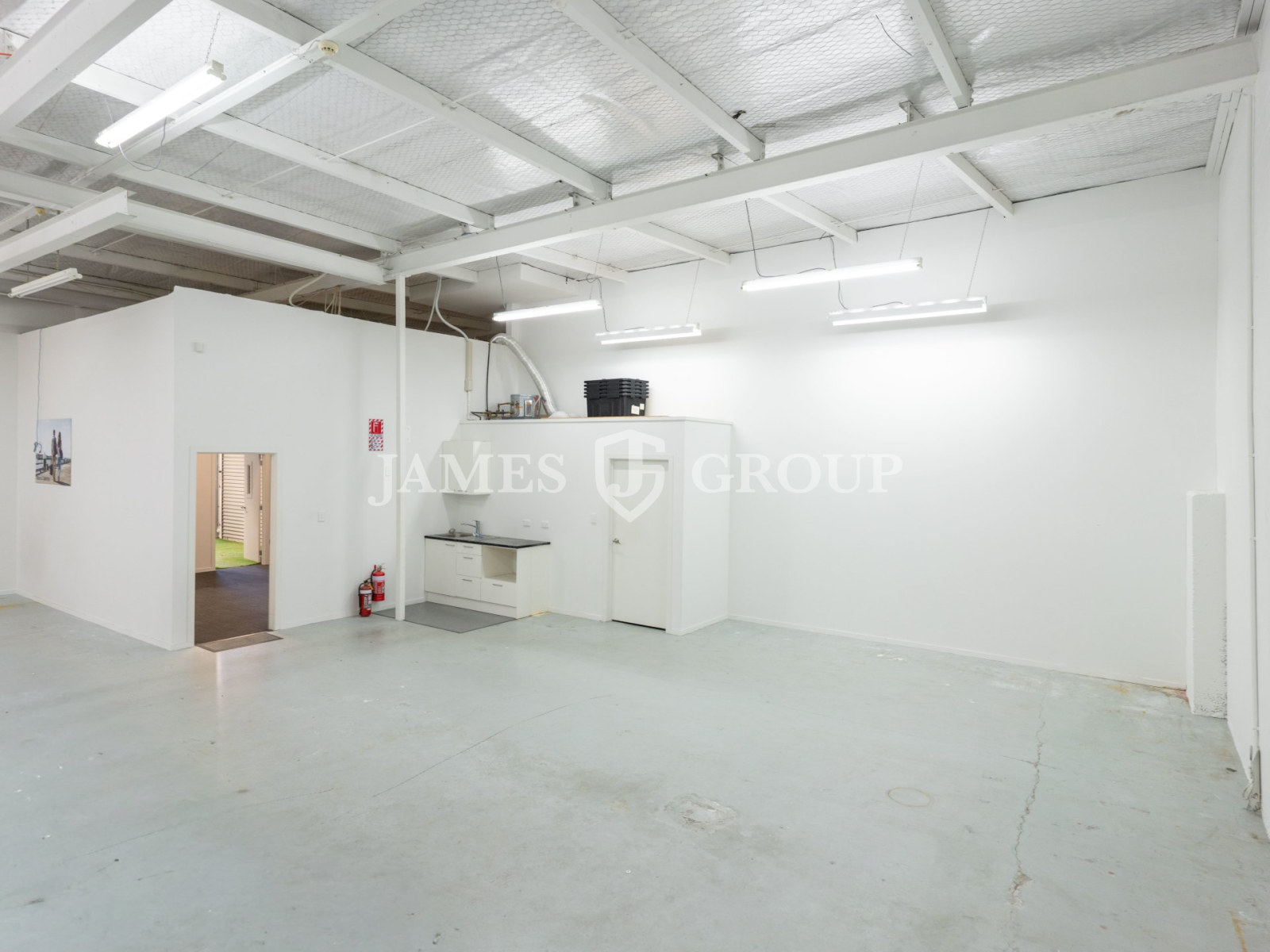 Grey Lynn Office / Studio With Roller Door