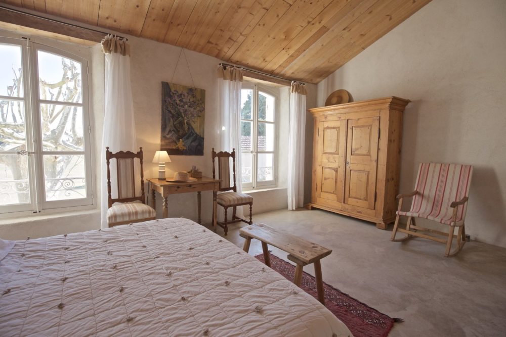 Photographs of Mas de la Galifette villa in Provence - Image 29 of 37