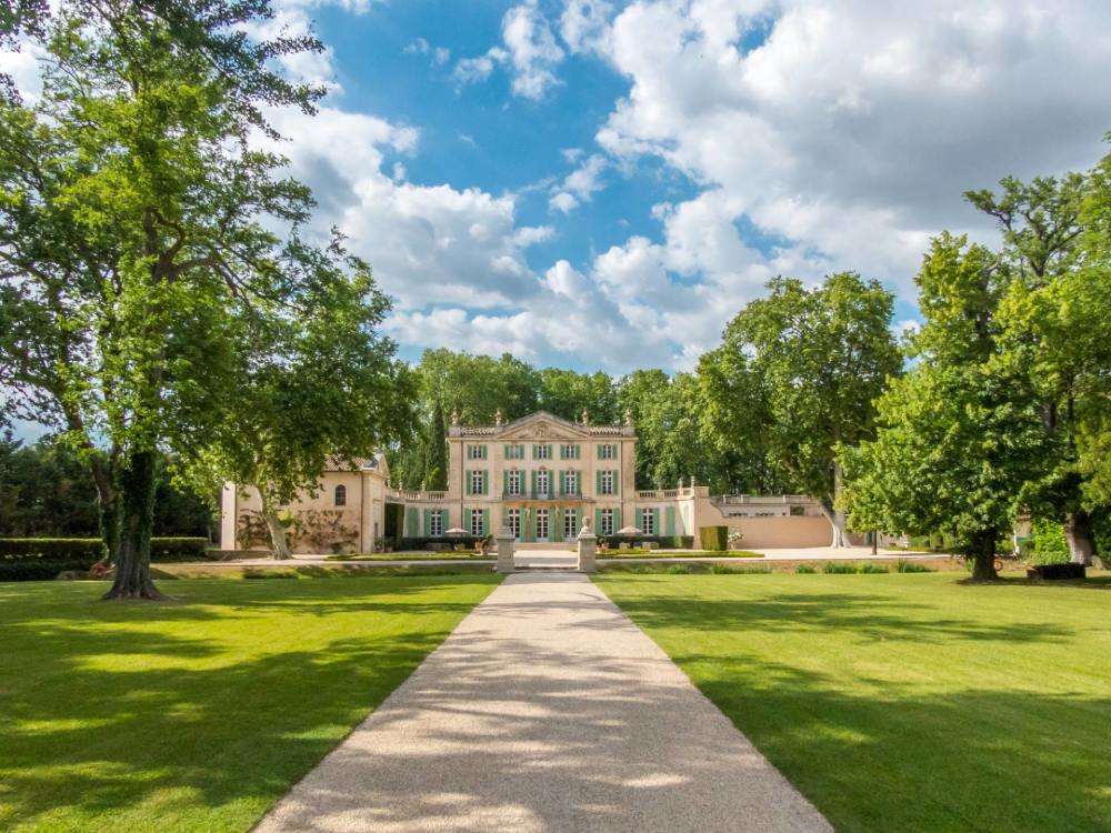 Photographs of Chateau Rhone Provence villa in Provence - Image 18 of 52