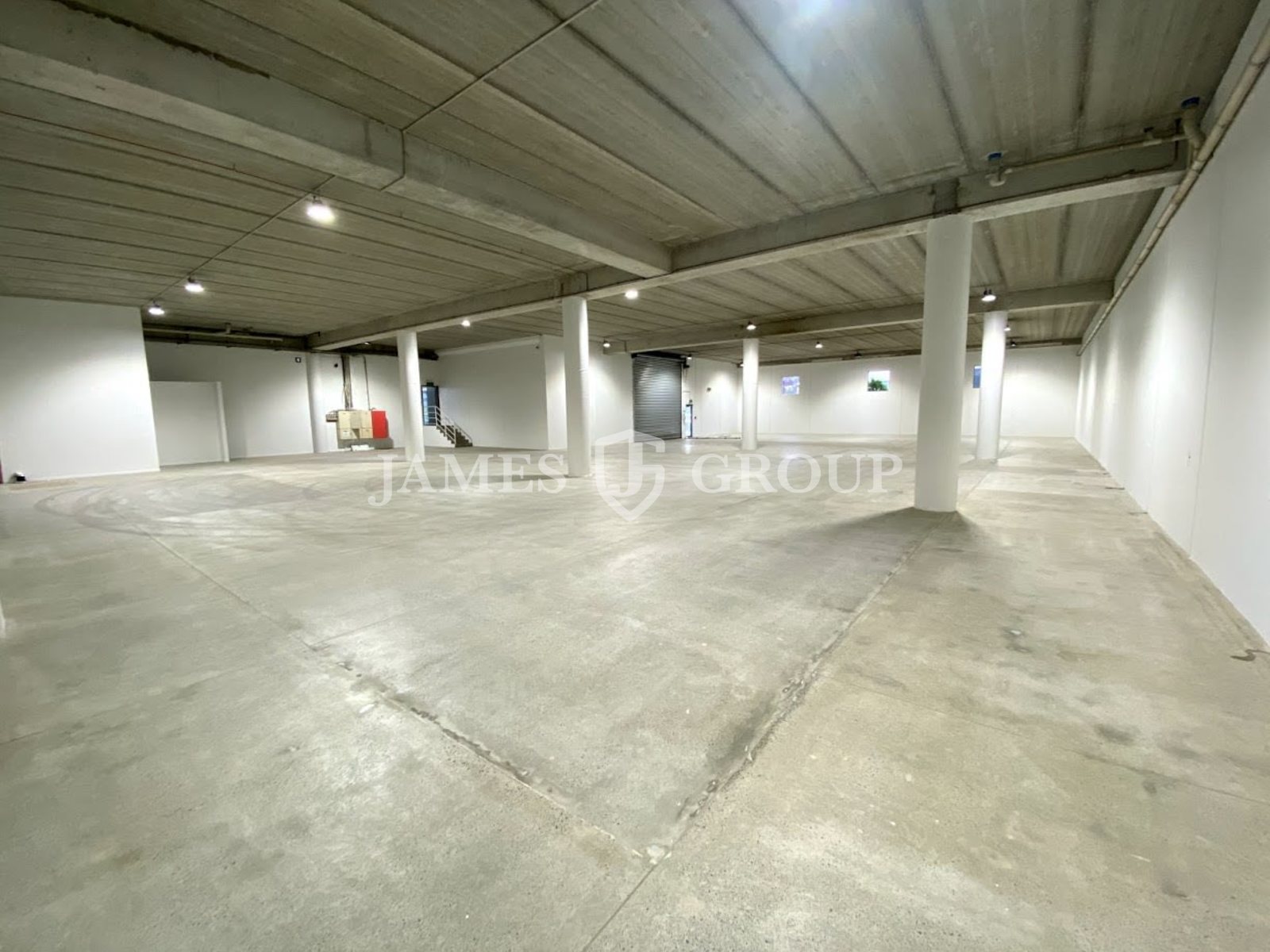 895m² Warehouse & Office | Great South Road