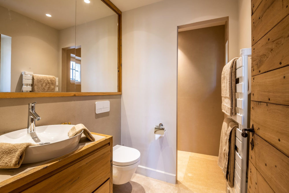 Photographs of Mas des Promesses villa in Provence - Image 23 of 52