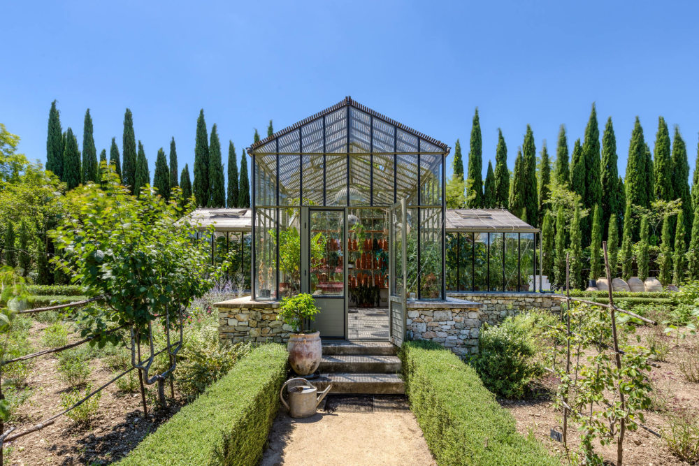 Photographs of Mas Cédrat villa in Provence - Image 35 of 56