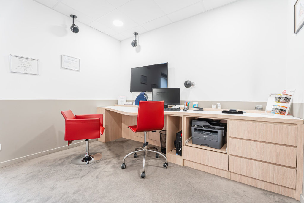 Magasin audioprothesiste 13 boulevard du Général Leclerc 53100 MAYENNE intérieur