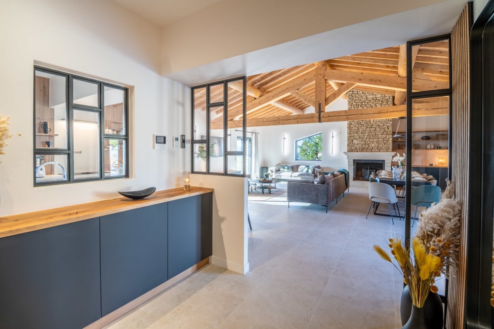 Photographs of Mas des Flaneries villa in Provence - Image 27 of 36