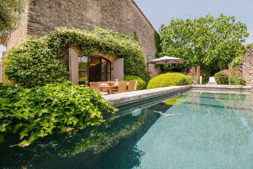 Photographs of La Maison de Cabrières villa in Provence - Image 13 of 27
