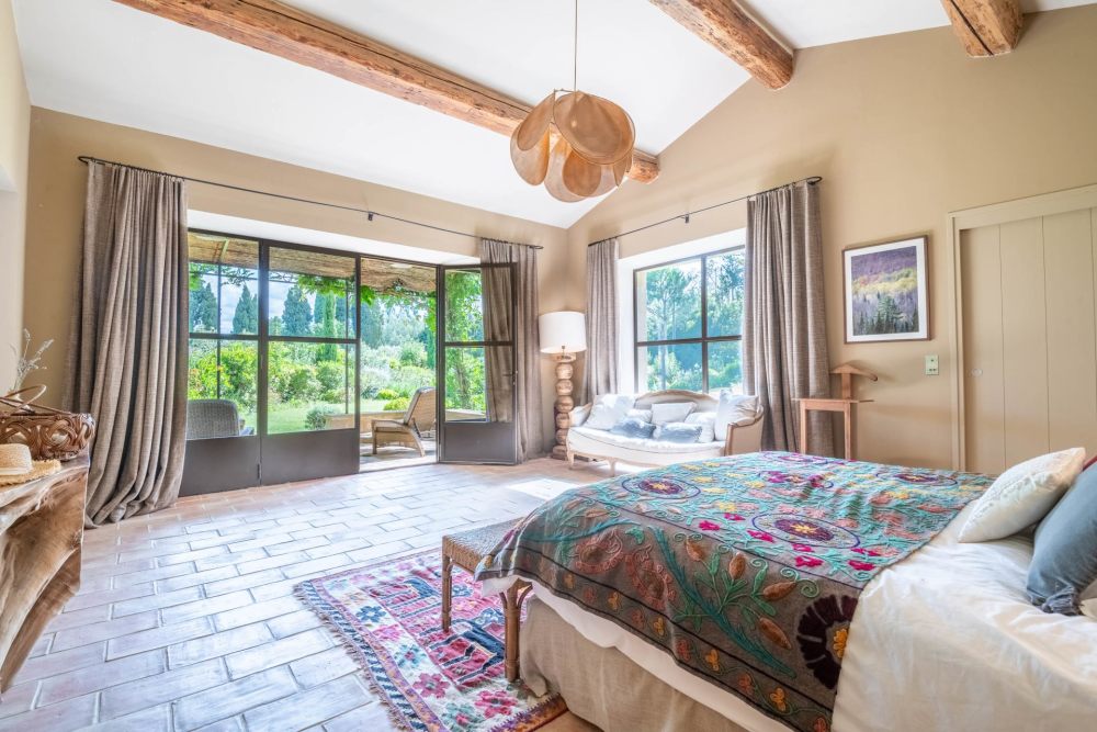 Photographs of Mas Le Nectar villa in Provence - Image 16 of 53