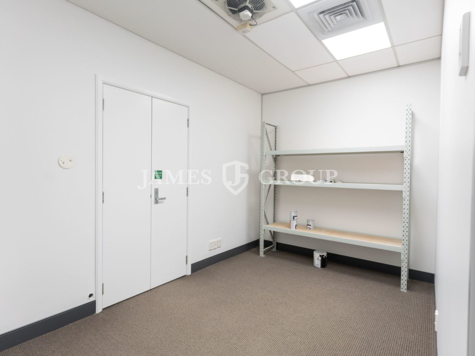 High-quality Office With Excellent Natural Light
