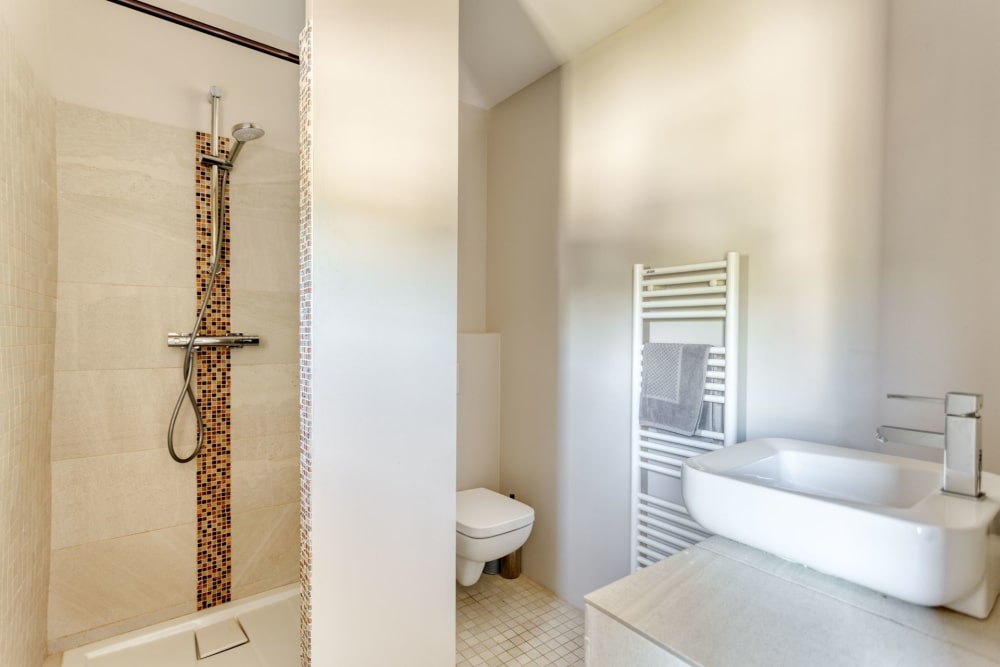 Photographs of Maison Jeannons villa in Provence - Image 10 of 24