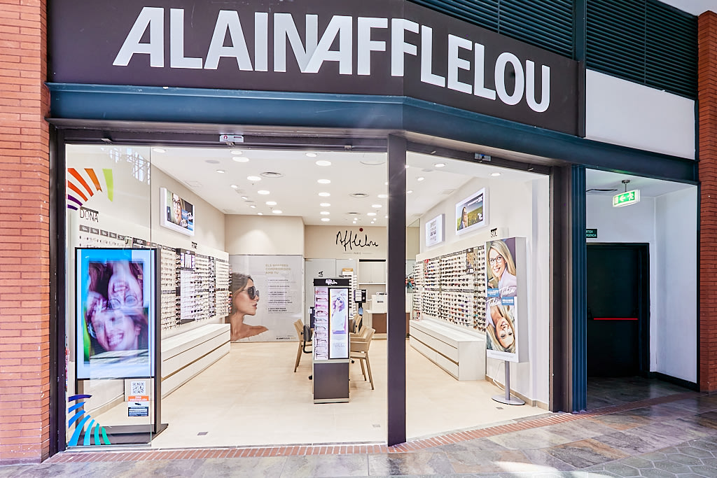 Tienda Óptico C.C. ESPAI GIRONES - CAMI DELS CARLINS S/N 17190 SALT