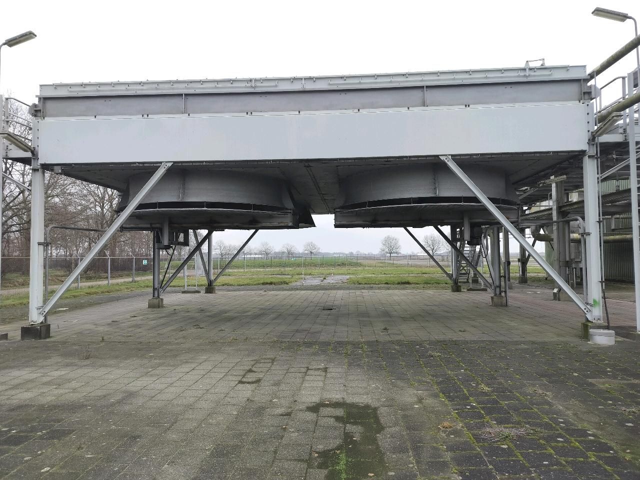 Cooler banks- - Image 4