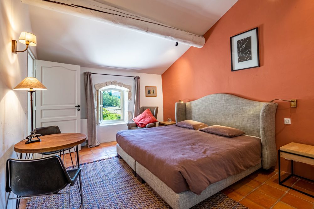 Photographs of Mas de la Salamandre villa in Provence - Image 44 of 57