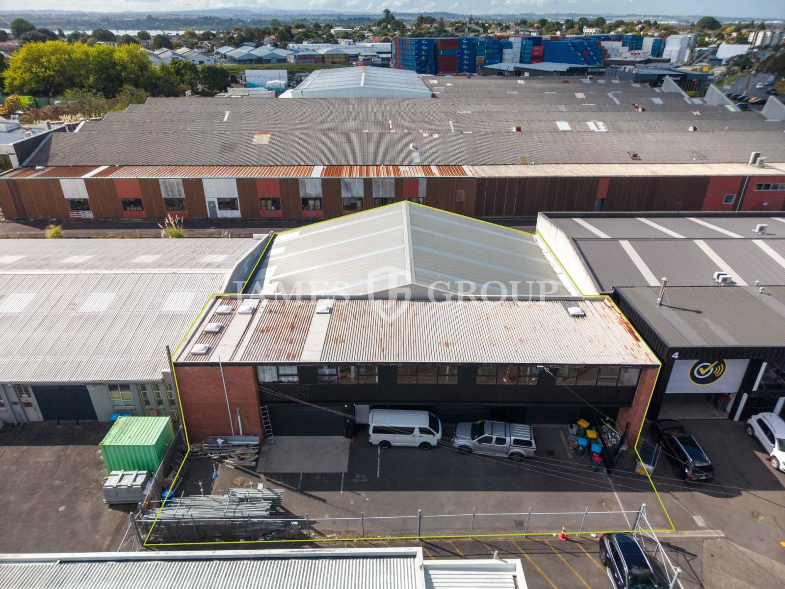 756m² Warehouse | 216m² Office | St Johns