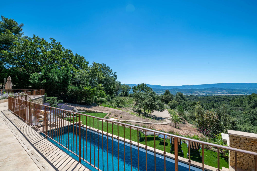 Photographs of Mas La Vue Royale villa in Provence - Image 15 of 45
