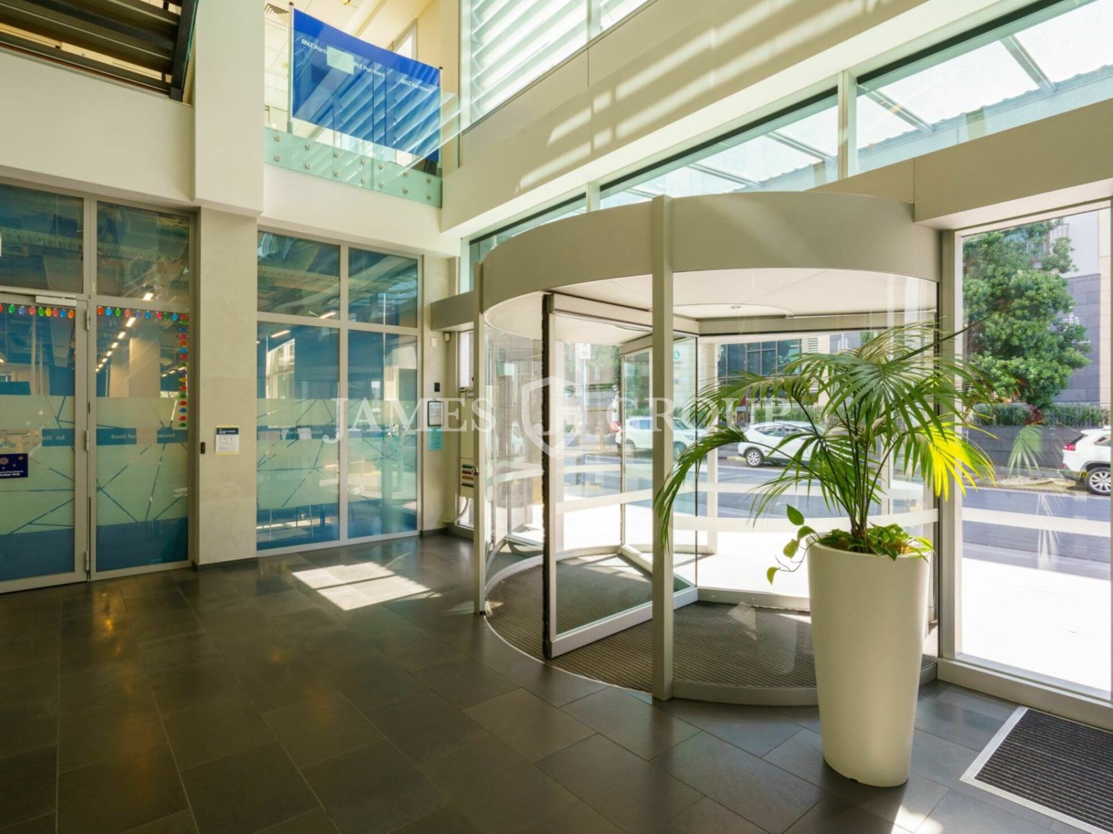Large 1,680m² Office Floor With Signage Rights