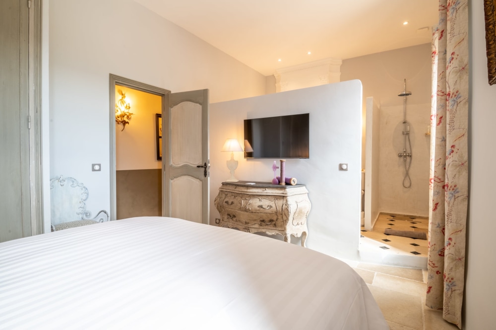 Photographs of Mas des Traditions villa in Provence - Image 23 of 41