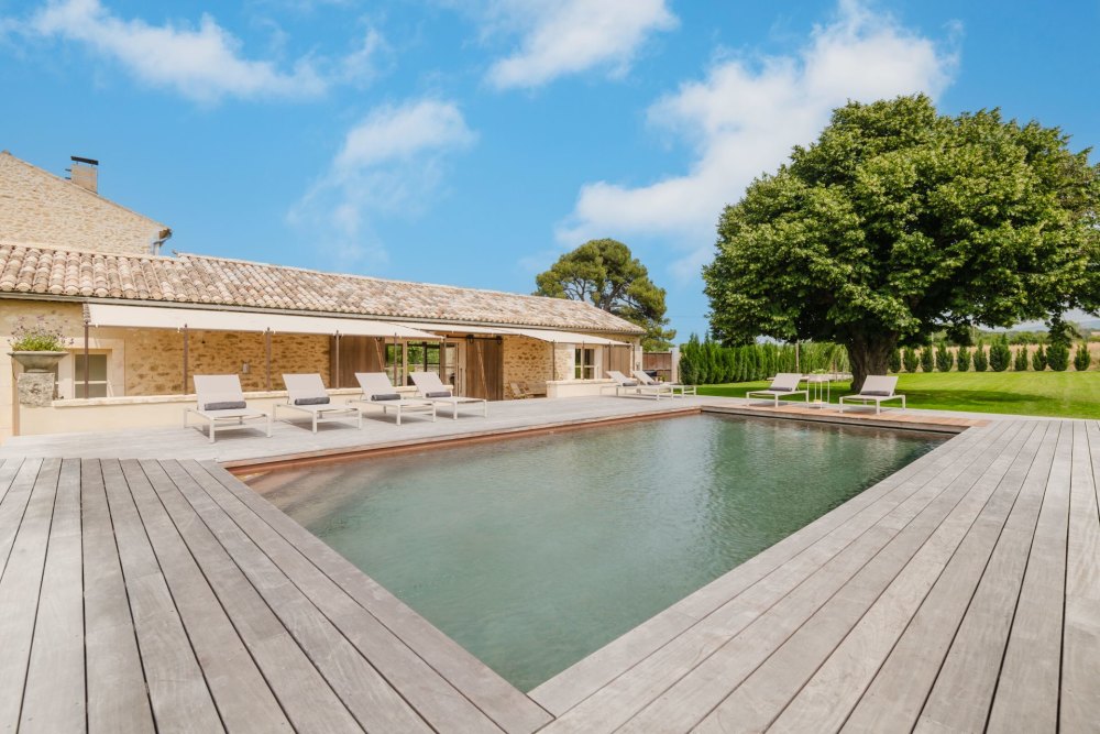 Photographs of Mas de l’Ebéniste villa in Provence - Image 2 of 49